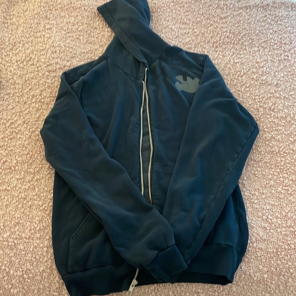 Blue free city zip up